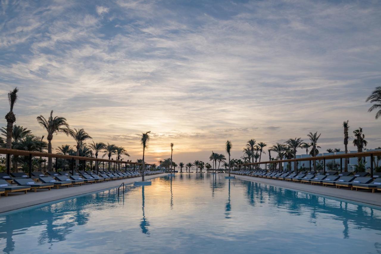 Serry Beach Resort Hurghada Exteriör bild